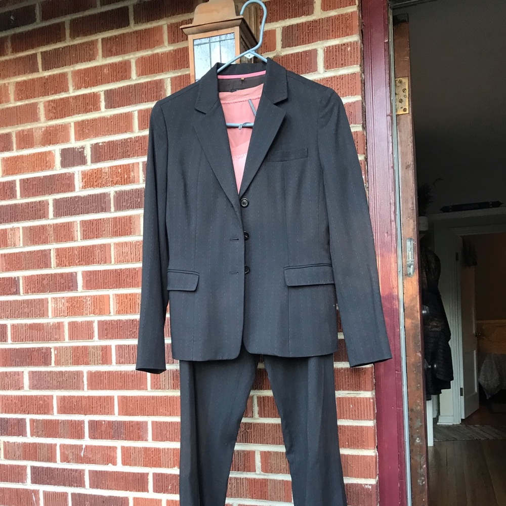 Women’s Designer 3 Button Elie Tahari Suit
